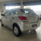 GM - Chevrolet ONIX HATCH LS 1.0 8V FlexPower 5p Mec. 2016 Flex-4