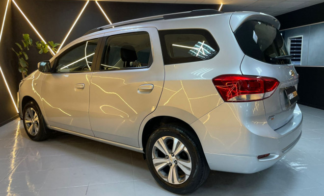 GM - Chevrolet SPIN PREMIER 1.8 Aut. 2021 Flex  7 LUGARES-2