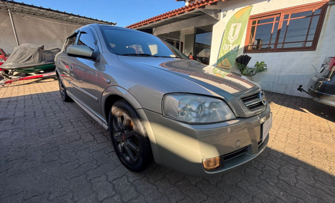 GM - Chevrolet Astra Sed. Advant. 2.0 8V MPFI FlexP. 4p 2011 Flex-7