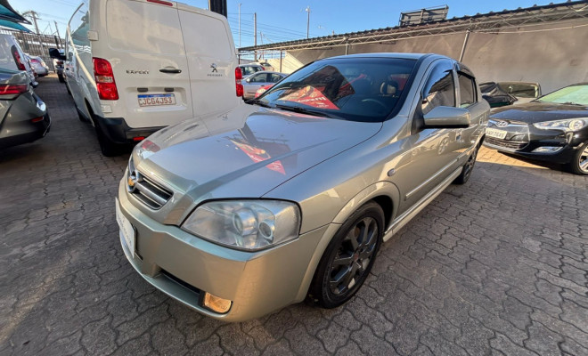 GM - Chevrolet Astra Sed. Advant. 2.0 8V MPFI FlexP. 4p 2011 Flex