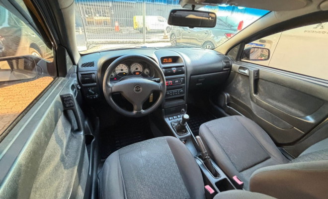 GM - Chevrolet Astra Sed. Advant. 2.0 8V MPFI FlexP. 4p 2011 Flex-11