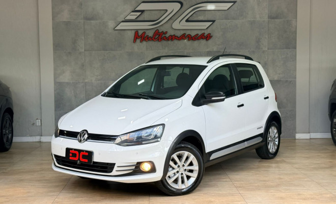 VW - VolksWagen Fox TRACK 1.0 Flex 12V 5p 2016 Flex