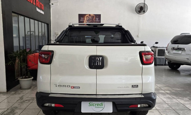 Fiat Toro Volcano 2.0 16V 4x4 TB Diesel Aut. 2023 Diesel-4