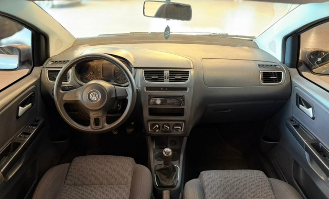 VW - VolksWagen Fox 1.0 Mi Total Flex 8V 5p 2014 Flex-9