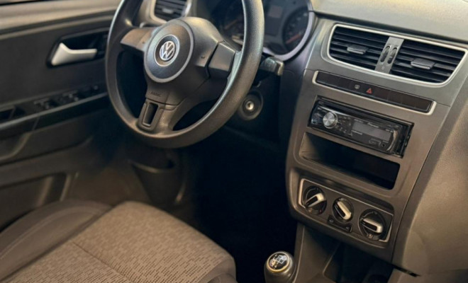 VW - VolksWagen Fox 1.0 Mi Total Flex 8V 5p 2014 Flex-10