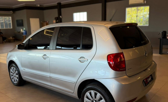 VW - VolksWagen Fox 1.0 Mi Total Flex 8V 5p 2014 Flex-2