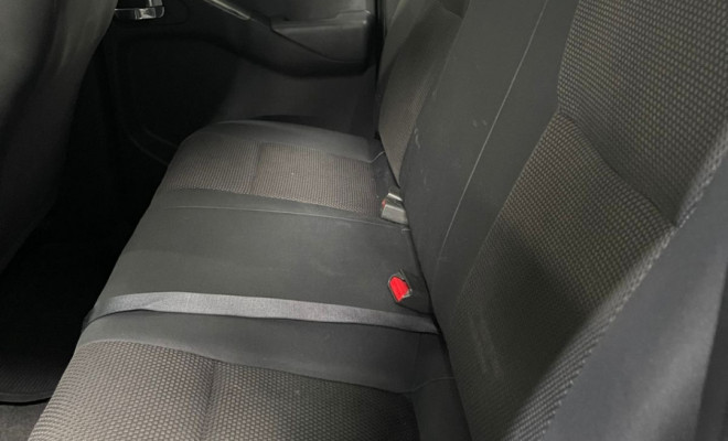 Nissan Frontier S CD 4x4 2.5 TB Diesel 2014 Diesel-4