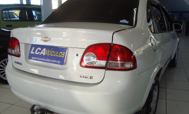 GM - Chevrolet Classic Life/LS 1.0 VHC FlexP. 4p 2011 Flex-2