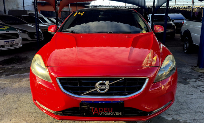 Volvo V40 T-4 2.0 Aut./Mec. 2014 Gasolina-0