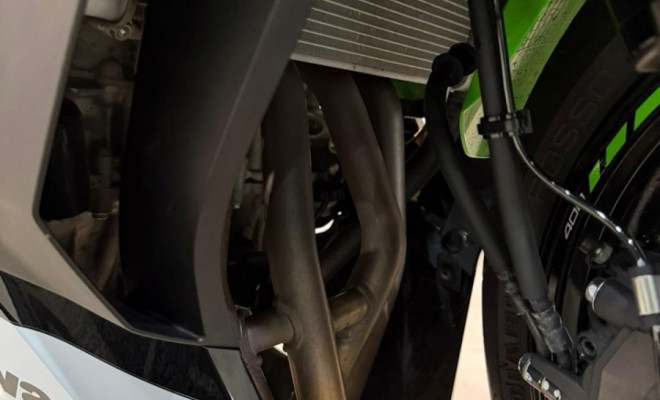 KAWASAKI NINJA ZX-4R 2025 Gasolina-1