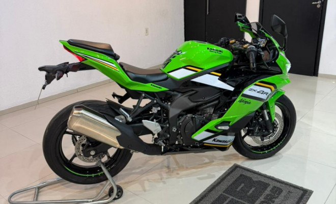 KAWASAKI NINJA ZX-4R 2025 Gasolina-4