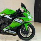 KAWASAKI NINJA ZX-4R 2025 Gasolina-11