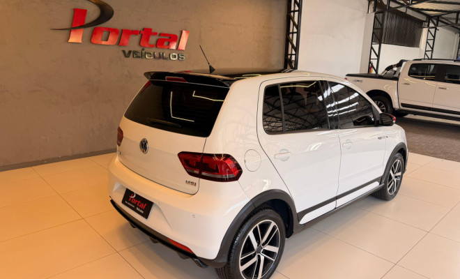 VW - VolksWagen Fox PEPPER 1.6 Flex 16V 5p 2018 Flex-3