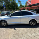 VW - VolksWagen JETTA Highline 2.0 TSI 16V 4p Tiptronic 2013 Gasolina-0