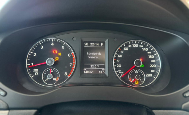 VW - VolksWagen JETTA Highline 2.0 TSI 16V 4p Tiptronic 2013 Gasolina-10