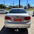 VW - VolksWagen JETTA Highline 2.0 TSI 16V 4p Tiptronic 2013 Gasolina-2