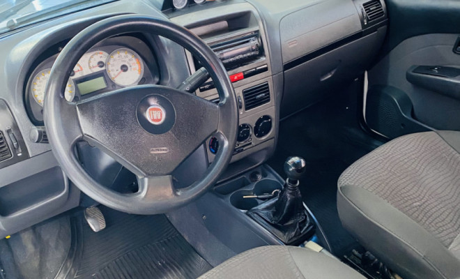 Fiat Strada Adventure1.8/ 1.8 LOCKER Flex CD 2012 Flex-8