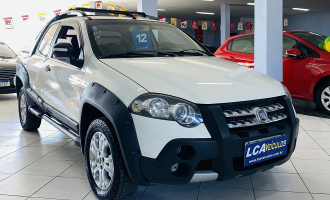Fiat Strada Adventure1.8/ 1.8 LOCKER Flex CD 2012 Flex