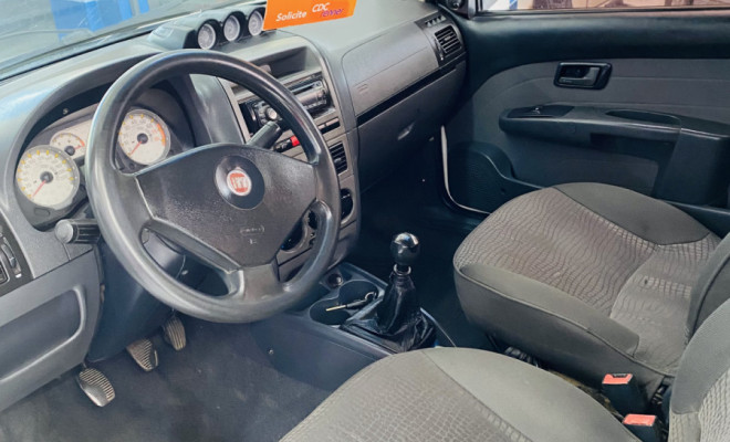 Fiat Strada Adventure1.8/ 1.8 LOCKER Flex CD 2012 Flex-5