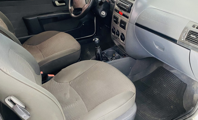 Fiat Strada Adventure1.8/ 1.8 LOCKER Flex CD 2012 Flex-4