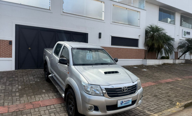 Toyota Hilux CD D4-D 4x4 3.0 TDI Dies. Mec. 2013 Diesel-0