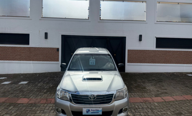 Toyota Hilux CD D4-D 4x4 3.0 TDI Dies. Mec. 2013 Diesel