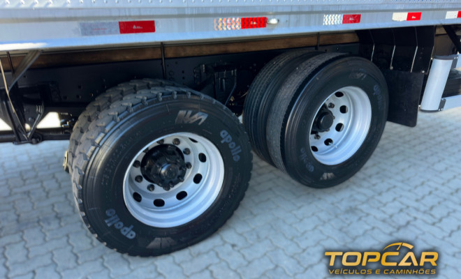 VOLKSWAGEN 24-280 E Constel. 8x2 2p (diesel)(E5) 2014 Diesel-10