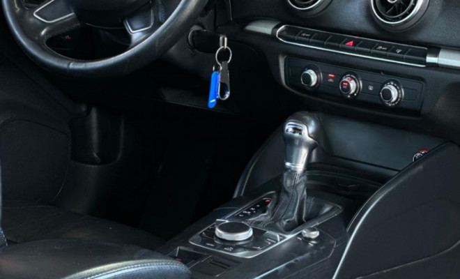 Audi A3 Sedan 1.4/ Attra. 16V TB FSI S-tronic 2015 Gasolina-8