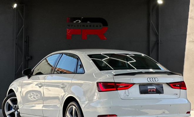 Audi A3 Sedan 1.4/ Attra. 16V TB FSI S-tronic 2015 Gasolina-4