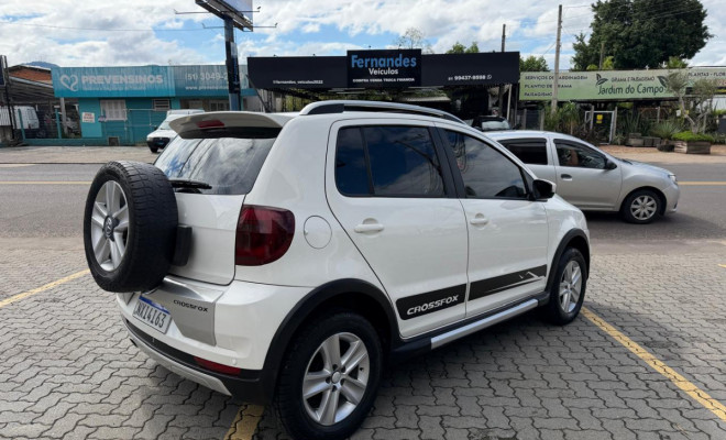 VW - VolksWagen CROSSFOX 1.6 Mi Total Flex 8V 5p 2011 Flex-0