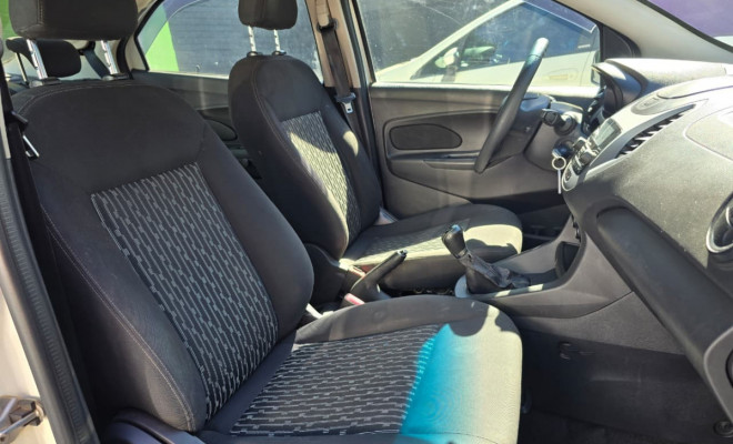 Ford Ka 1.5 Sedan SE 12V Flex 4p Mec. 2019 Flex-9