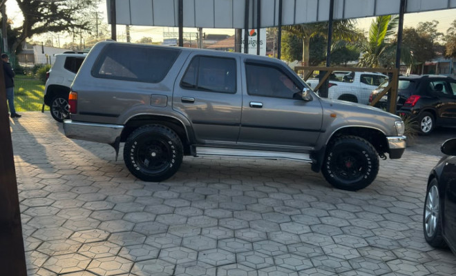 Toyota Hilux SW4 4x4 2.8 Diesel 1995 Diesel-1
