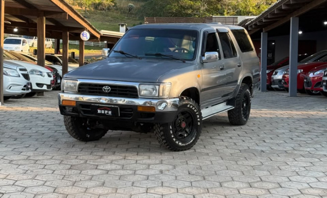 Toyota Hilux SW4 4x4 2.8 Diesel 1995 Diesel