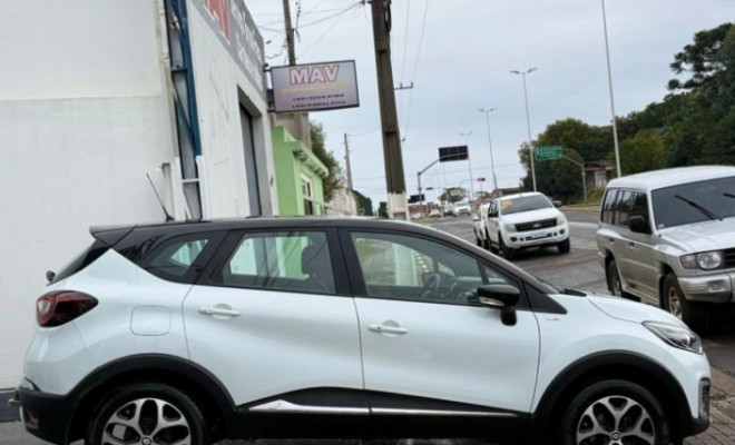 Renault CAPTUR Intense Bose 1.6 16V Flex 5p Aut. 2021 Flex-2