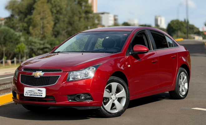 GM - Chevrolet CRUZE HB Sport LT 1.8 16V FlexP. 5p Aut 2013 Flex-0