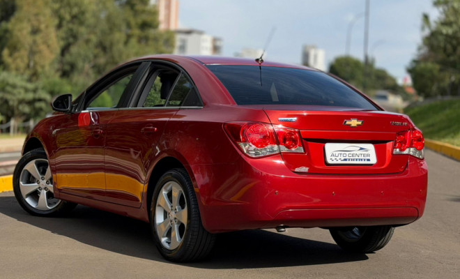 GM - Chevrolet CRUZE HB Sport LT 1.8 16V FlexP. 5p Aut 2013 Flex-10