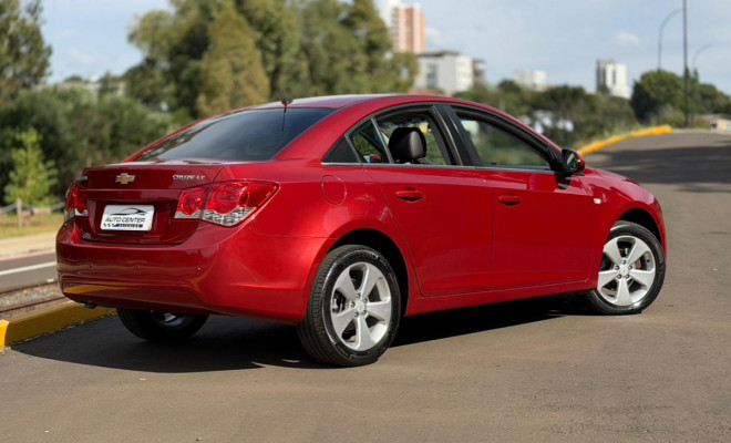 GM - Chevrolet CRUZE HB Sport LT 1.8 16V FlexP. 5p Aut 2013 Flex-14