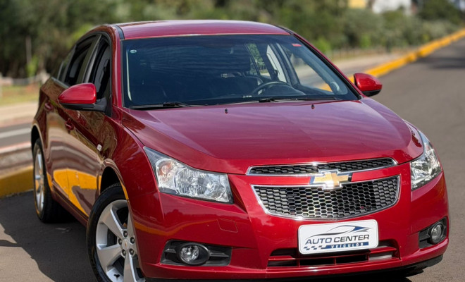 GM - Chevrolet CRUZE HB Sport LT 1.8 16V FlexP. 5p Aut 2013 Flex-18