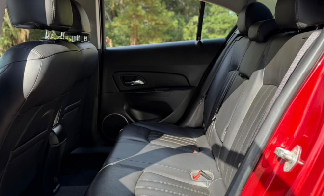 GM - Chevrolet CRUZE HB Sport LT 1.8 16V FlexP. 5p Aut 2013 Flex-5