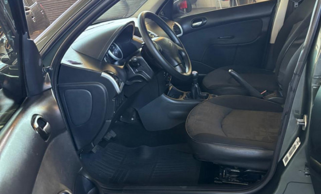 Peugeot 207 XR 1.4 Flex 8V 5p 2011 Flex-5