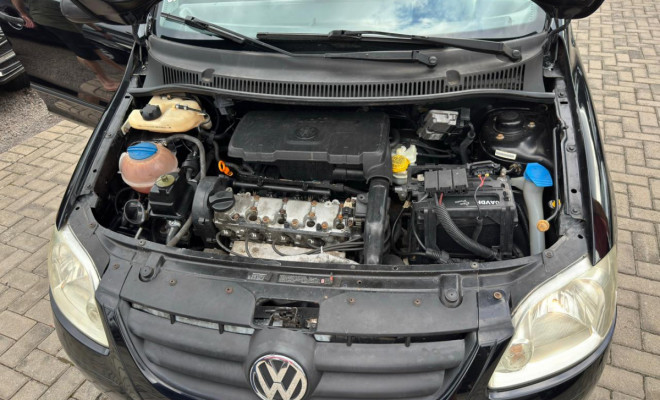 VW - VolksWagen Fox Route 1.0 Mi Total Flex 8V 5p 2009 Flex-9