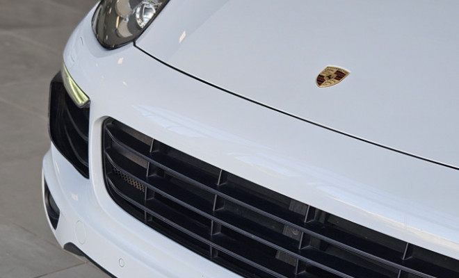 Porsche Cayenne Platinum Ed. 3.6 2018 Gasolina-2