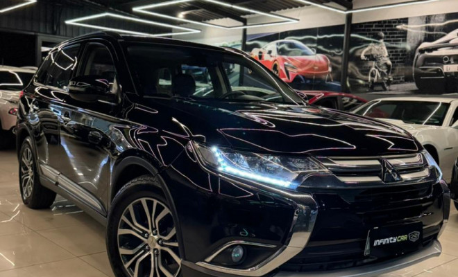 Mitsubishi OUTLANDER 2.2 165cv Diesel Aut. 2016 Diesel