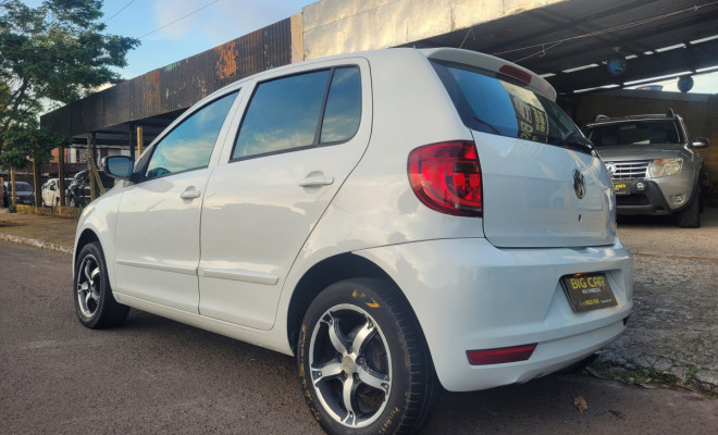 VW - VolksWagen Fox Plus 1.0Mi/ 1.0Mi Total Flex 8V 4p 2010 Flex-12