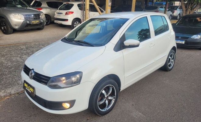 VW - VolksWagen Fox Plus 1.0Mi/ 1.0Mi Total Flex 8V 4p 2010 Flex-9