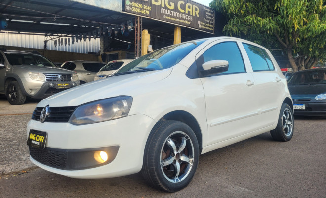 VW - VolksWagen Fox Plus 1.0Mi/ 1.0Mi Total Flex 8V 4p 2010 Flex