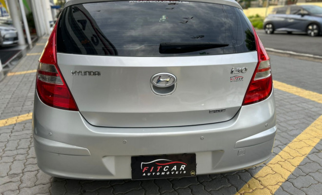 Hyundai i30 2.0 16V 145cv 5p Aut. 2010 Gasolina-2