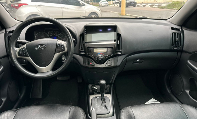 Hyundai i30 2.0 16V 145cv 5p Aut. 2010 Gasolina-7
