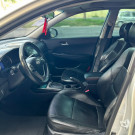 Hyundai i30 2.0 16V 145cv 5p Aut. 2010 Gasolina-7