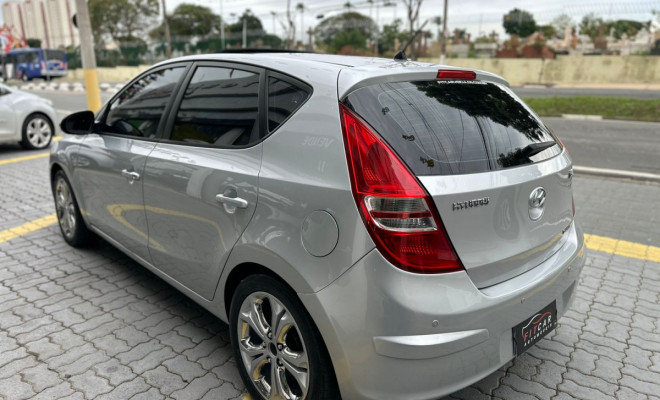 Hyundai i30 2.0 16V 145cv 5p Aut. 2010 Gasolina-1